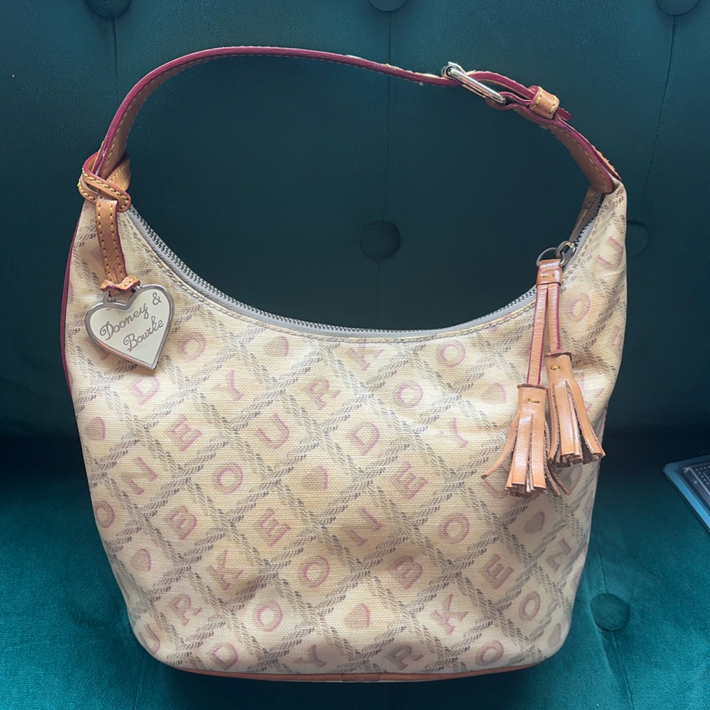 Dooney & Bourke Bucket Bag Cream Pink Handbag Y2k “Spellout” Large